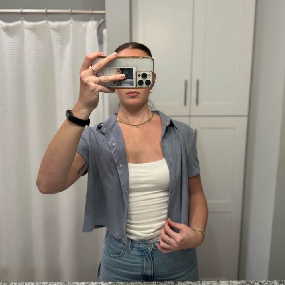 Velvet Short-Sleeve Button-Up Shirt